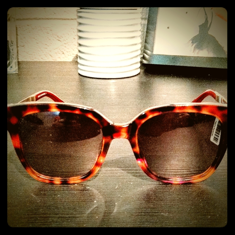 Kate Spade "Hello Sunshine" Sunglasses